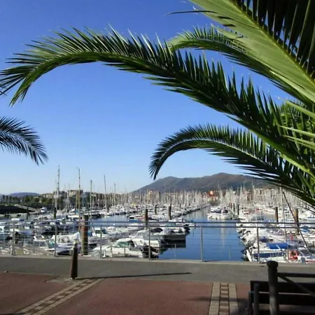 Hendaye, 2 Pièces, 4 Personnes - Fr-1-2-335 *